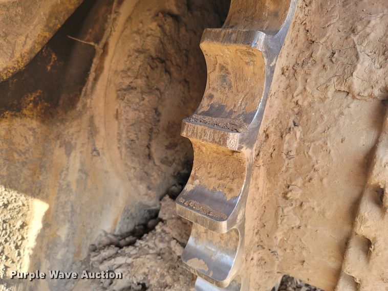 image for item ME9049 1987 Caterpillar D6H Series II  dozer