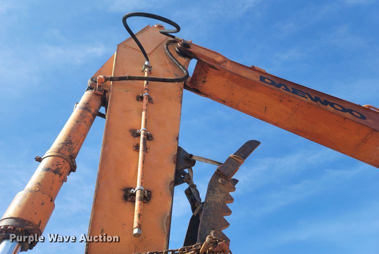 image for item ME9050 1995 Daewoo 280 LC III  excavator