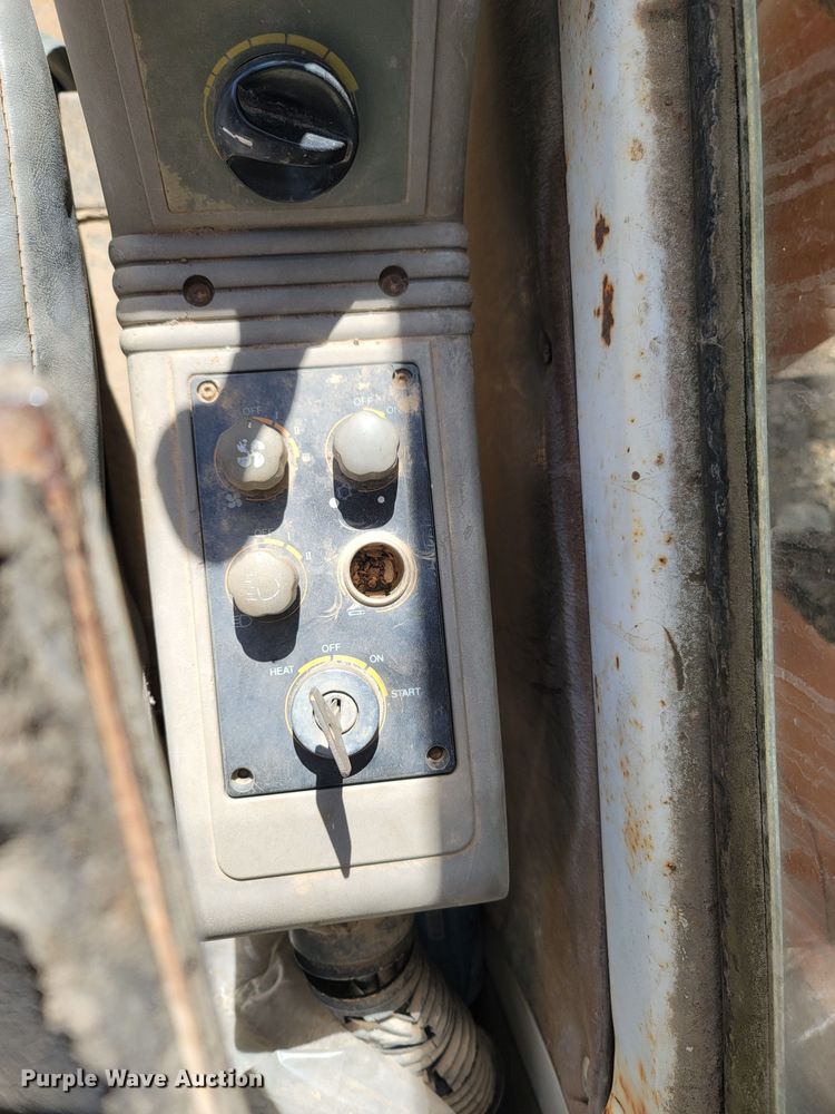 image for item ME9050 1995 Daewoo 280 LC III  excavator