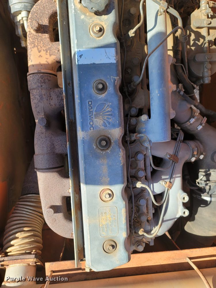 image for item ME9050 1995 Daewoo 280 LC III  excavator