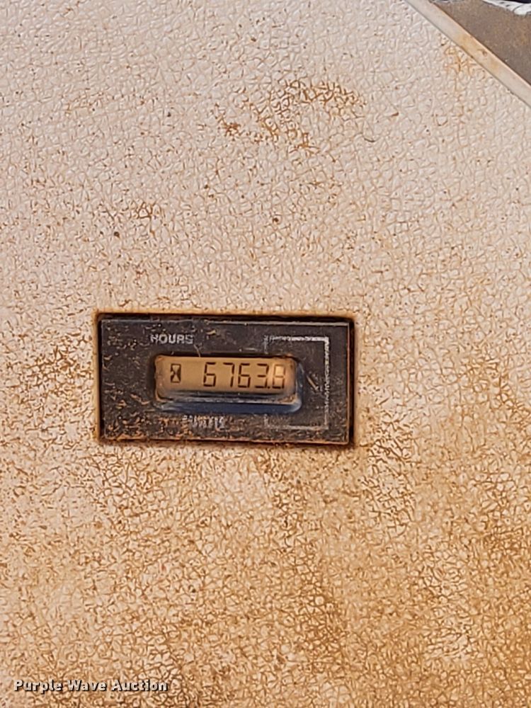 image for item ME9050 1995 Daewoo 280 LC III  excavator