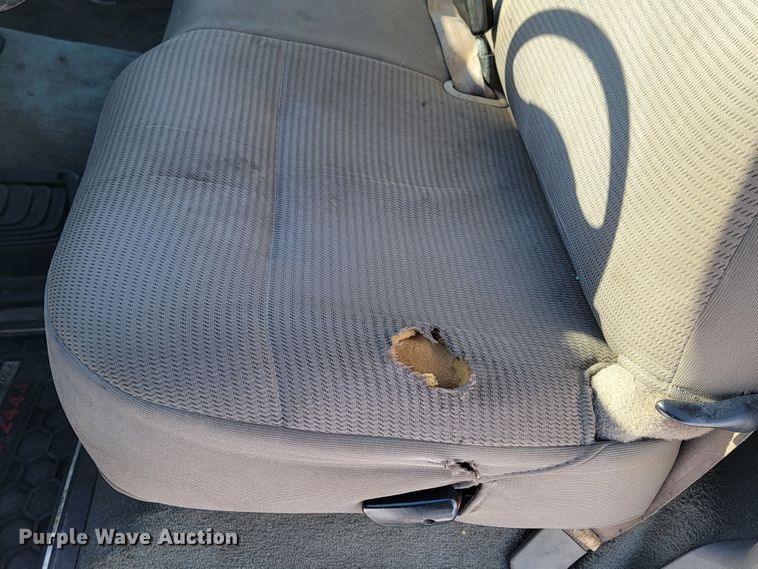 image for item ME9768 2000 Ford F550 Super Duty XL  utility / service truck