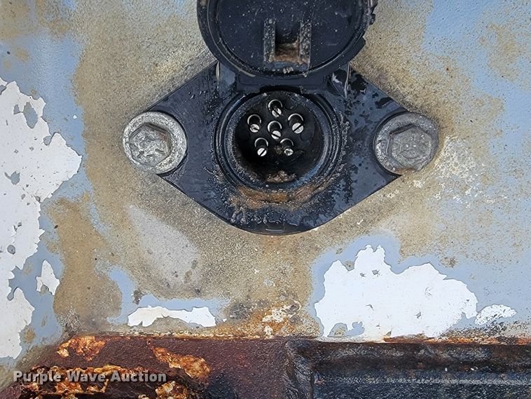 image for item ME9768 2000 Ford F550 Super Duty XL  utility / service truck