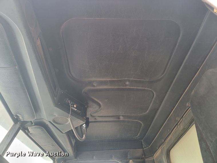 image for item ME9778 1995 Freightliner FLD112  dump truck