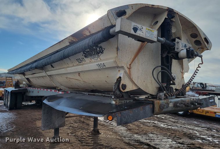 image for item ME9780 2011 Smith Co  side dump trailer
