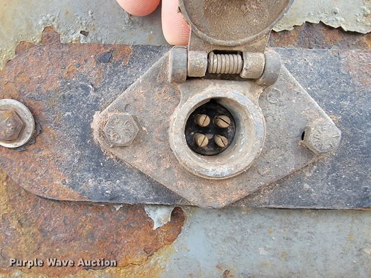 image for item ME9780 2011 Smith Co  side dump trailer