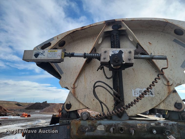 image for item ME9780 2011 Smith Co  side dump trailer