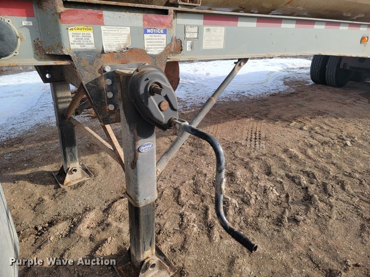 image for item ME9780 2011 Smith Co  side dump trailer