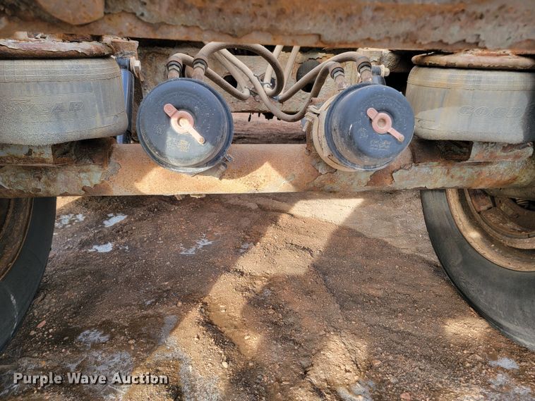 image for item ME9780 2011 Smith Co  side dump trailer