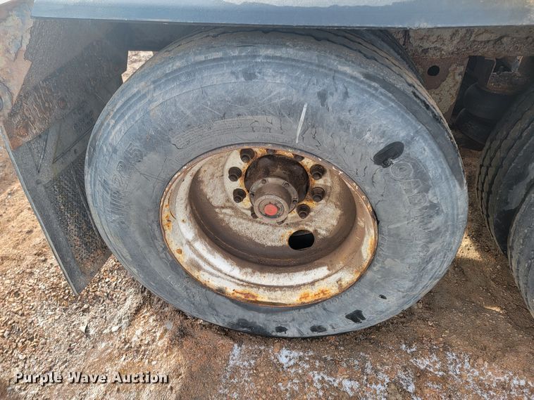 image for item ME9780 2011 Smith Co  side dump trailer