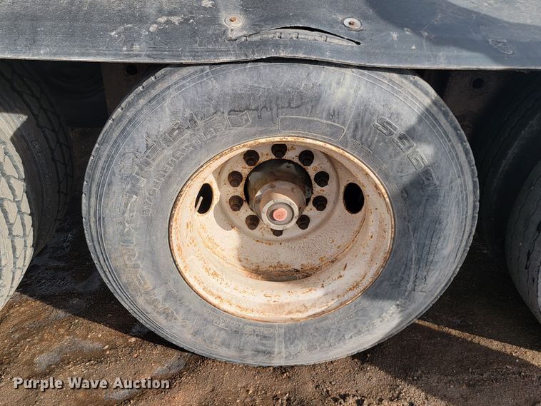 image for item ME9780 2011 Smith Co  side dump trailer