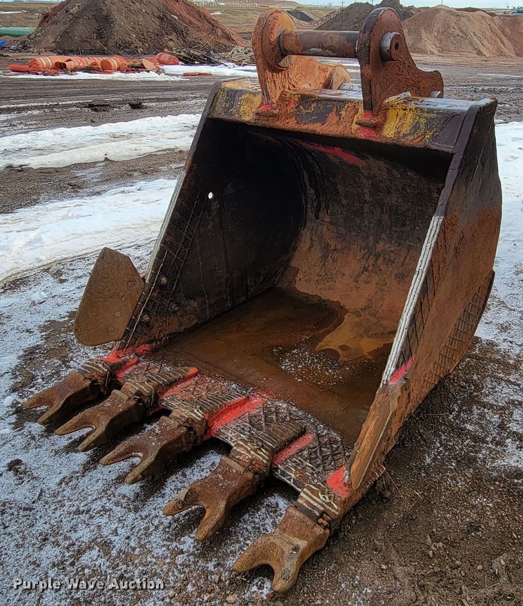 image for item ME9781 Excavator bucket