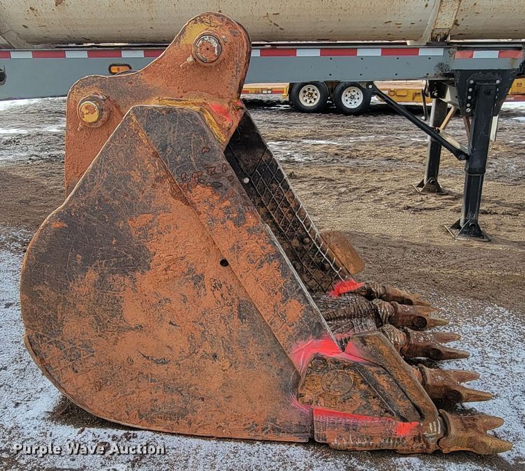 image for item ME9781 Excavator bucket