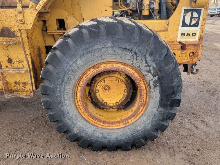 image for item ME9782 1978 Caterpillar 950  wheel loader