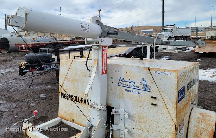 image for item ME9787 Ingersoll Rand  light plant