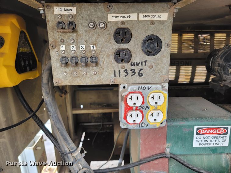 image for item ME9787 Ingersoll Rand  light plant