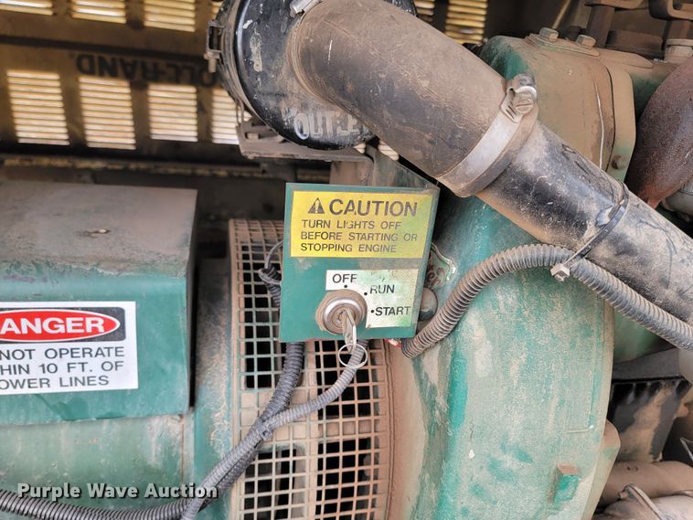 image for item ME9787 Ingersoll Rand  light plant