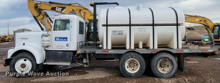 image for item ME9788 1972 Kenworth W925  tank truck