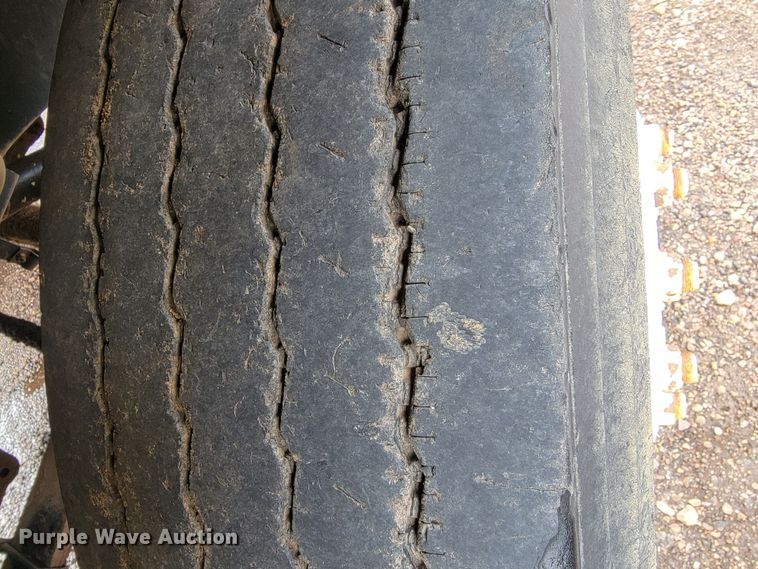 image for item ME9788 1972 Kenworth W925  tank truck