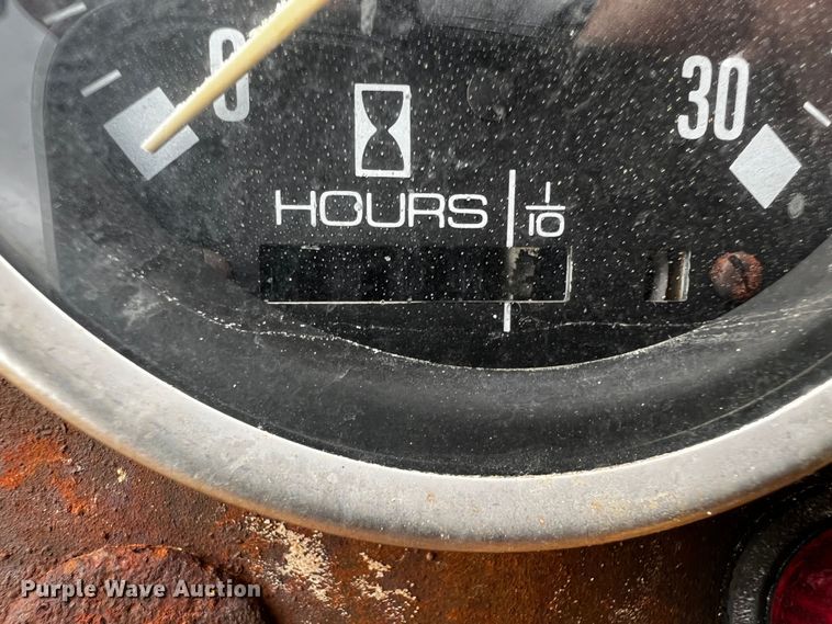 image for item MF9810 International 260  backhoe