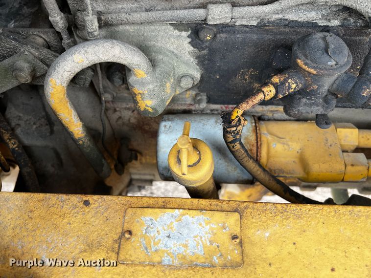 image for item MF9810 International 260  backhoe