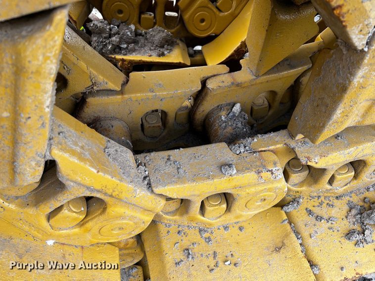 image for item MF9822 Caterpillar  D10R single grouser dozer tracks