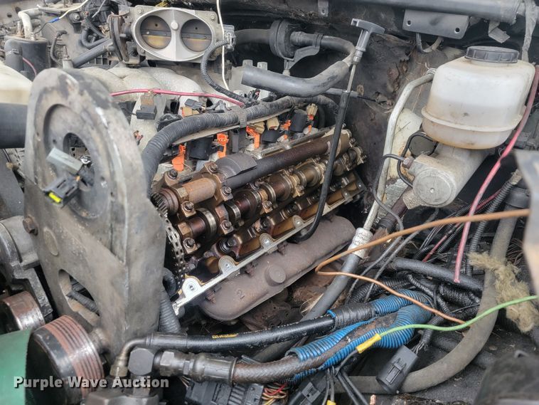 image for item MH9650 2001 Ford F450 Super Duty  bucket truck