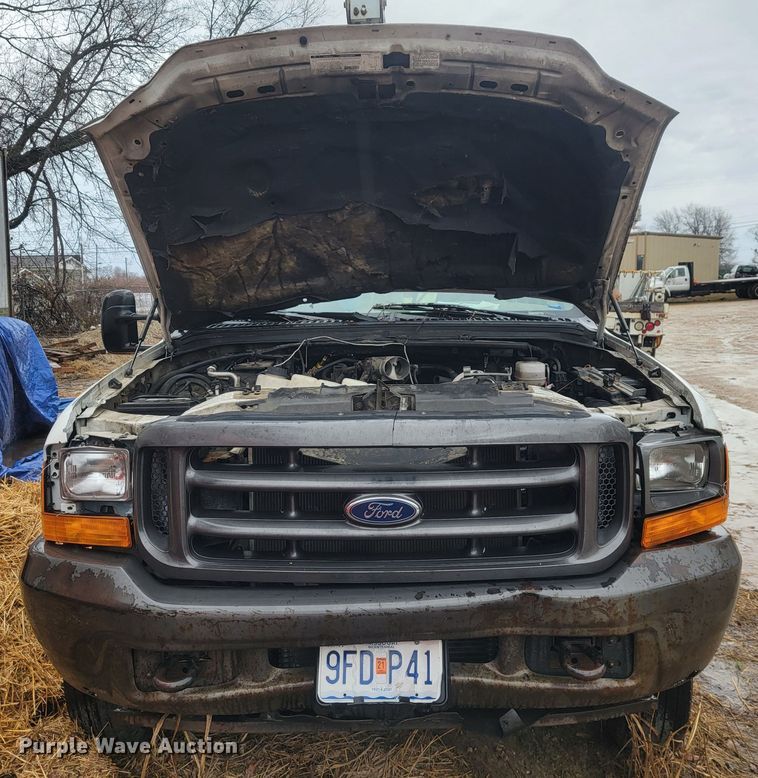 image for item MH9650 2001 Ford F450 Super Duty  bucket truck