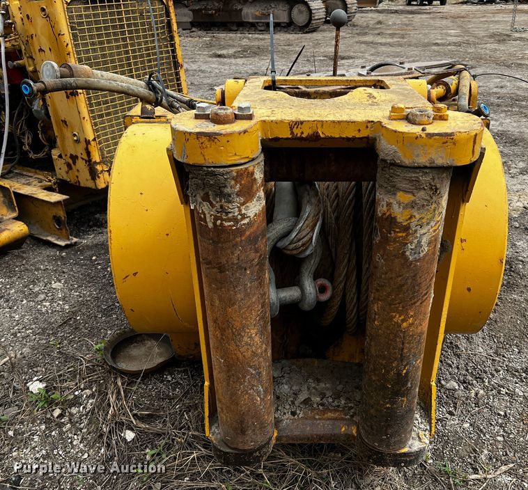 image for item MK9776 Caterpillar D10N  winch
