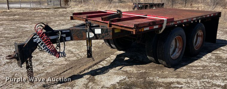 image for item MM9146 2003 Great Lakes  flatbed trailer