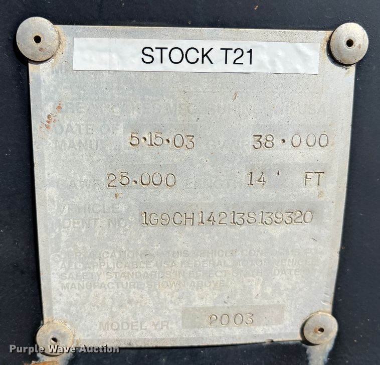 image for item MM9146 2003 Great Lakes  flatbed trailer