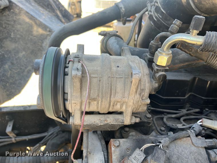 image for item MM9150 2002 Crane Carrier Low Entry  refuse truck