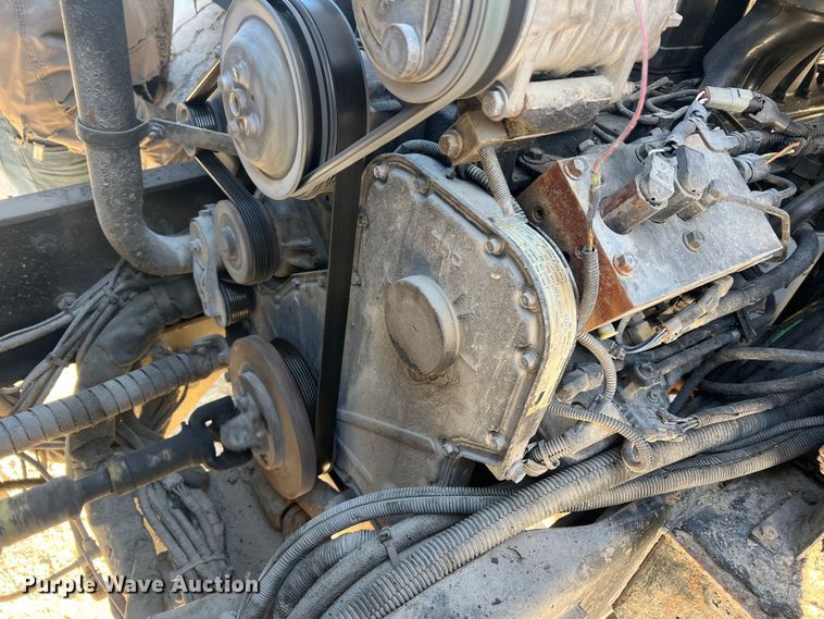 image for item MM9150 2002 Crane Carrier Low Entry  refuse truck