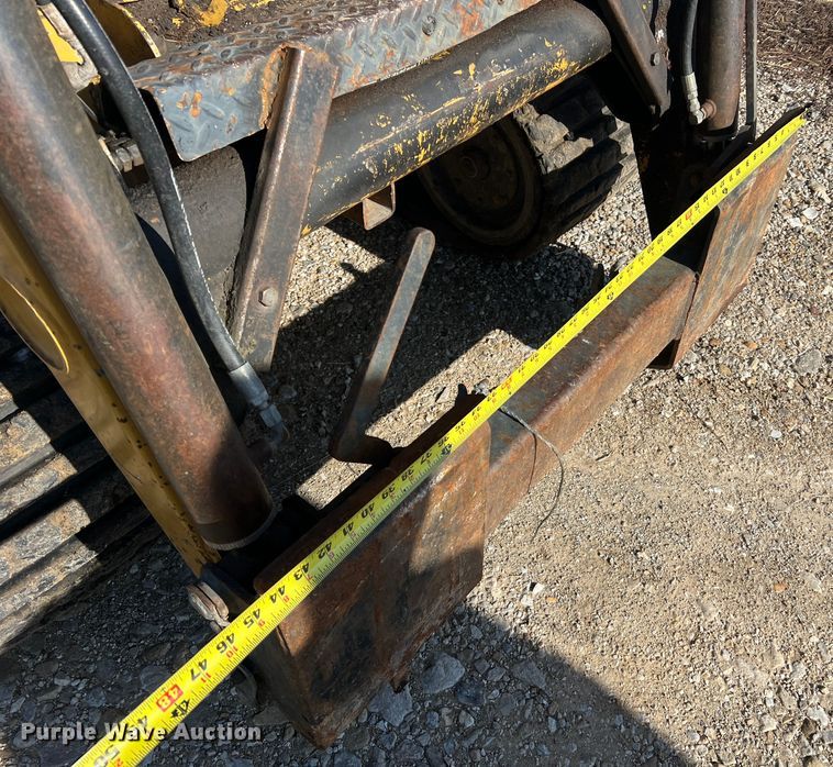 image for item MM9184 1996 ASV MD70  tracked skid steer loader