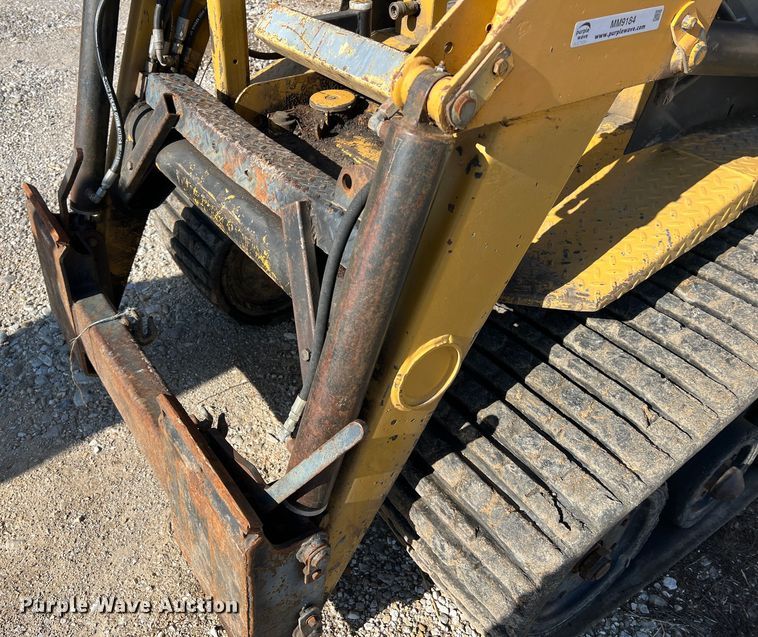 image for item MM9184 1996 ASV MD70  tracked skid steer loader