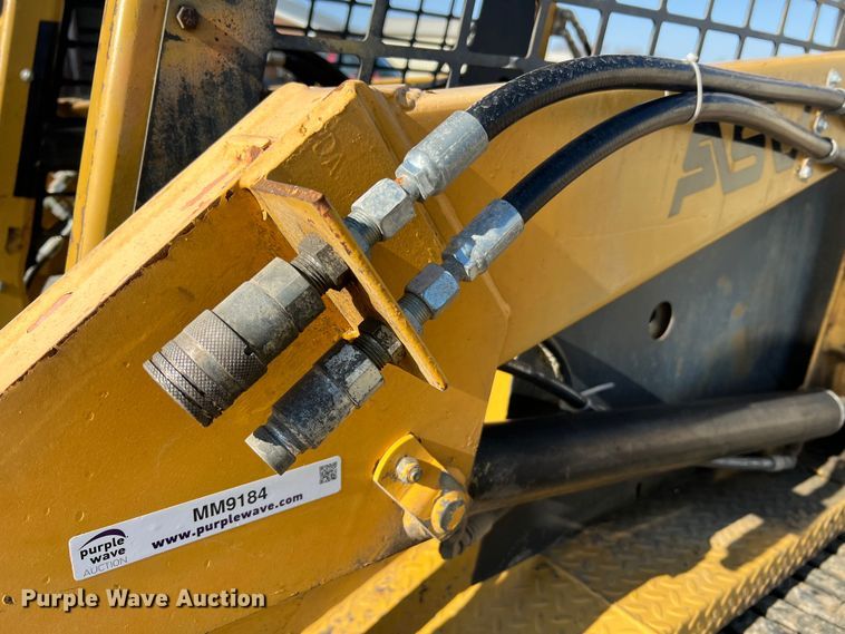 image for item MM9184 1996 ASV MD70  tracked skid steer loader