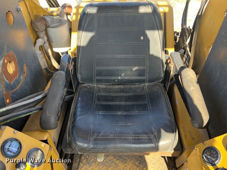 image for item MM9184 1996 ASV MD70  tracked skid steer loader