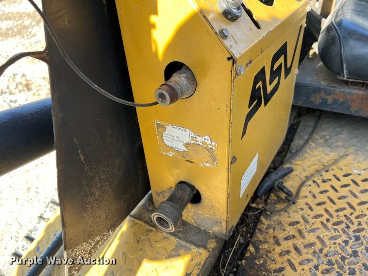 image for item MM9184 1996 ASV MD70  tracked skid steer loader