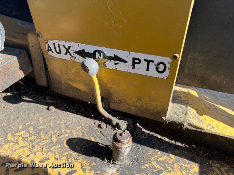 image for item MM9184 1996 ASV MD70  tracked skid steer loader