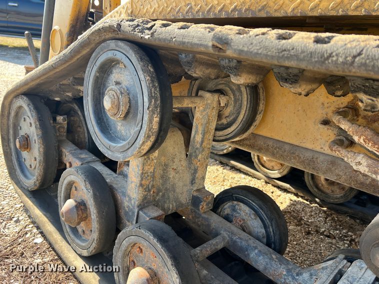 image for item MM9184 1996 ASV MD70  tracked skid steer loader