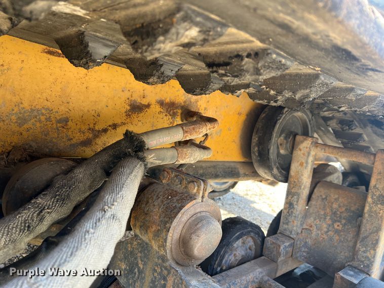 image for item MM9184 1996 ASV MD70  tracked skid steer loader