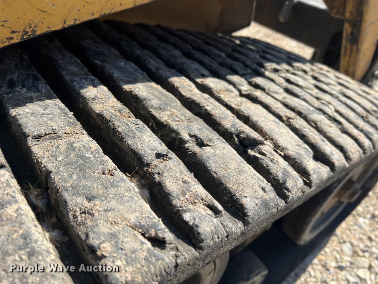 image for item MM9184 1996 ASV MD70  tracked skid steer loader