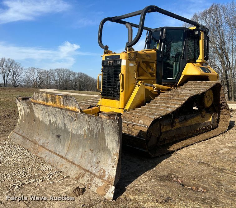 image for item MM9198 2007 Caterpillar D6N LGP  dozer