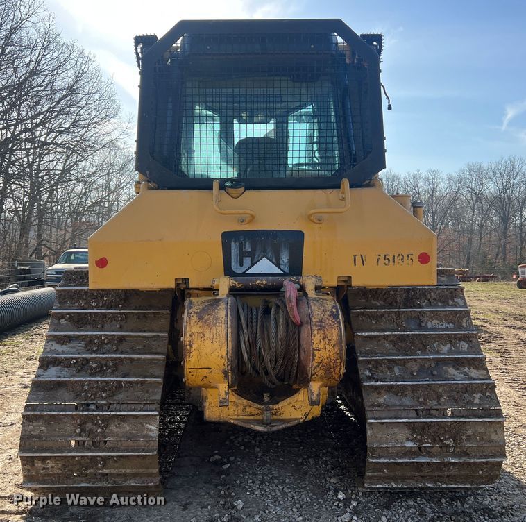 image for item MM9198 2007 Caterpillar D6N LGP  dozer