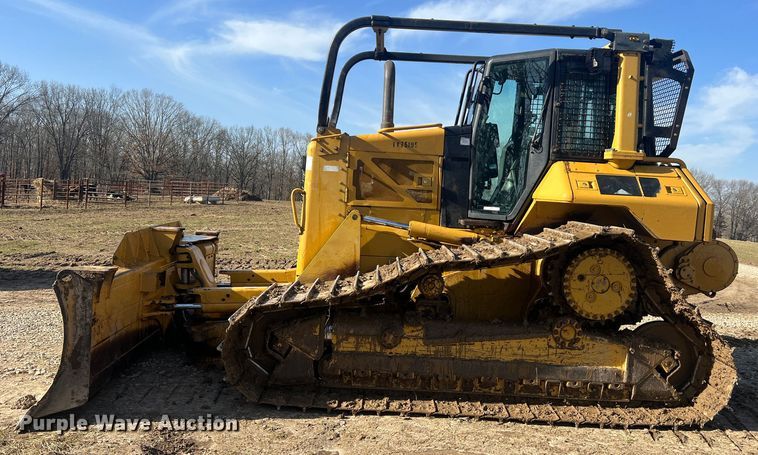 image for item MM9198 2007 Caterpillar D6N LGP  dozer