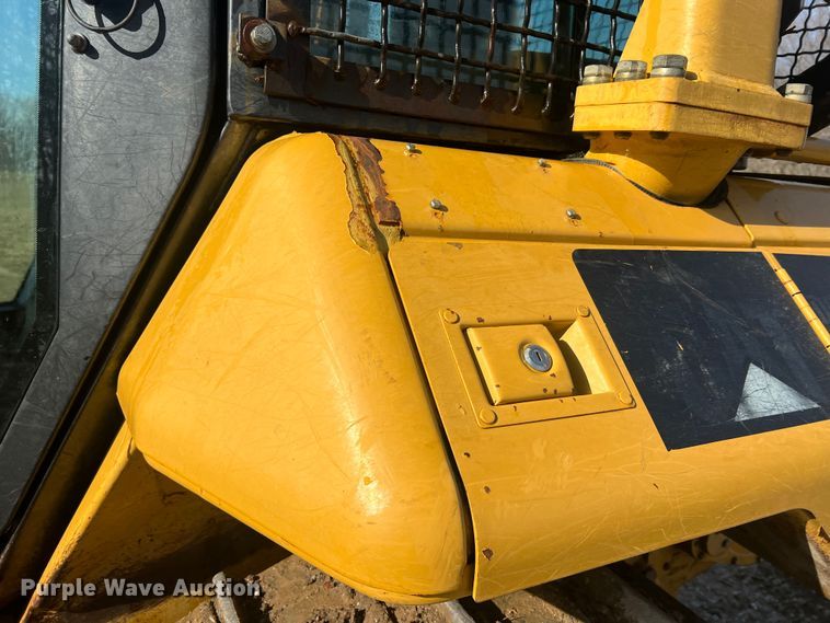 image for item MM9198 2007 Caterpillar D6N LGP  dozer