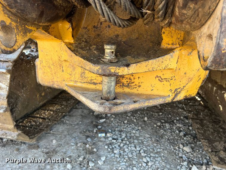 image for item MM9198 2007 Caterpillar D6N LGP  dozer