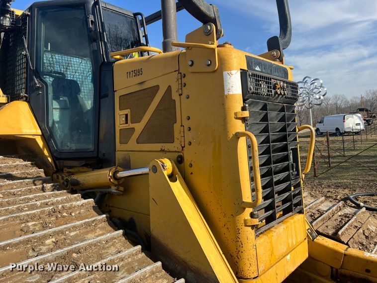 image for item MM9198 2007 Caterpillar D6N LGP  dozer
