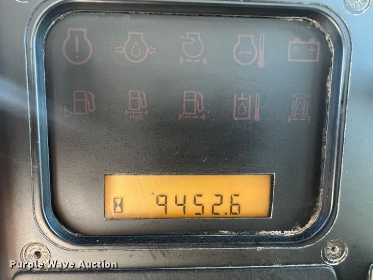 image for item MM9198 2007 Caterpillar D6N LGP  dozer