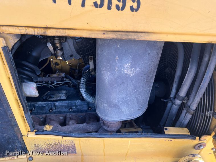 image for item MM9198 2007 Caterpillar D6N LGP  dozer